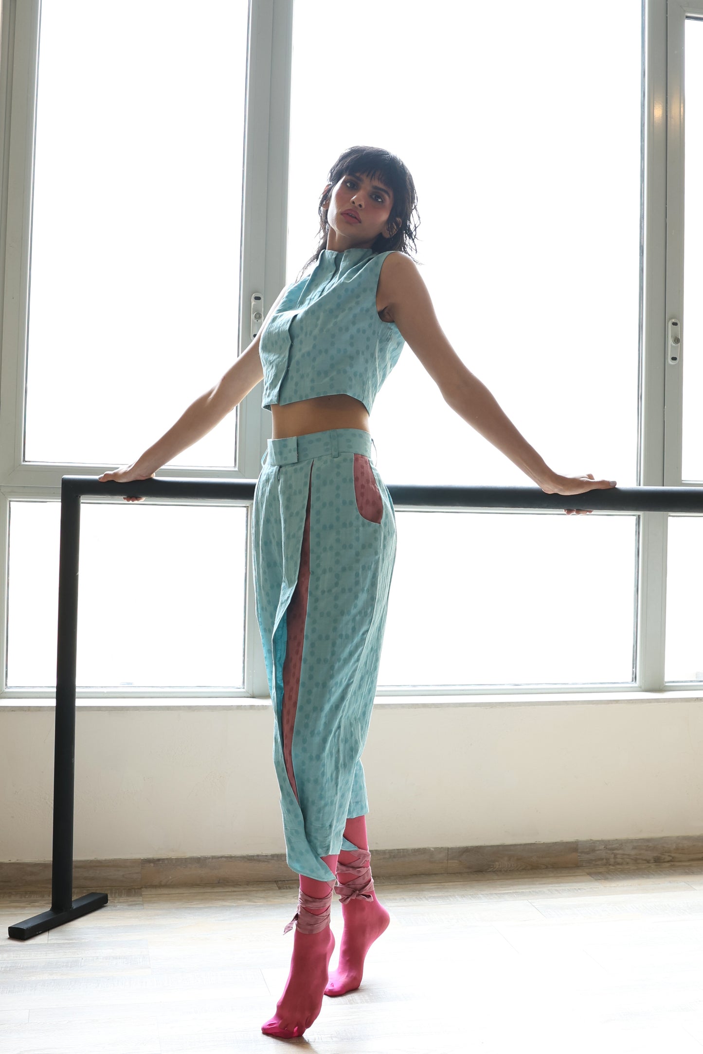 Meguro Crop Top & Double Panel Pants Set