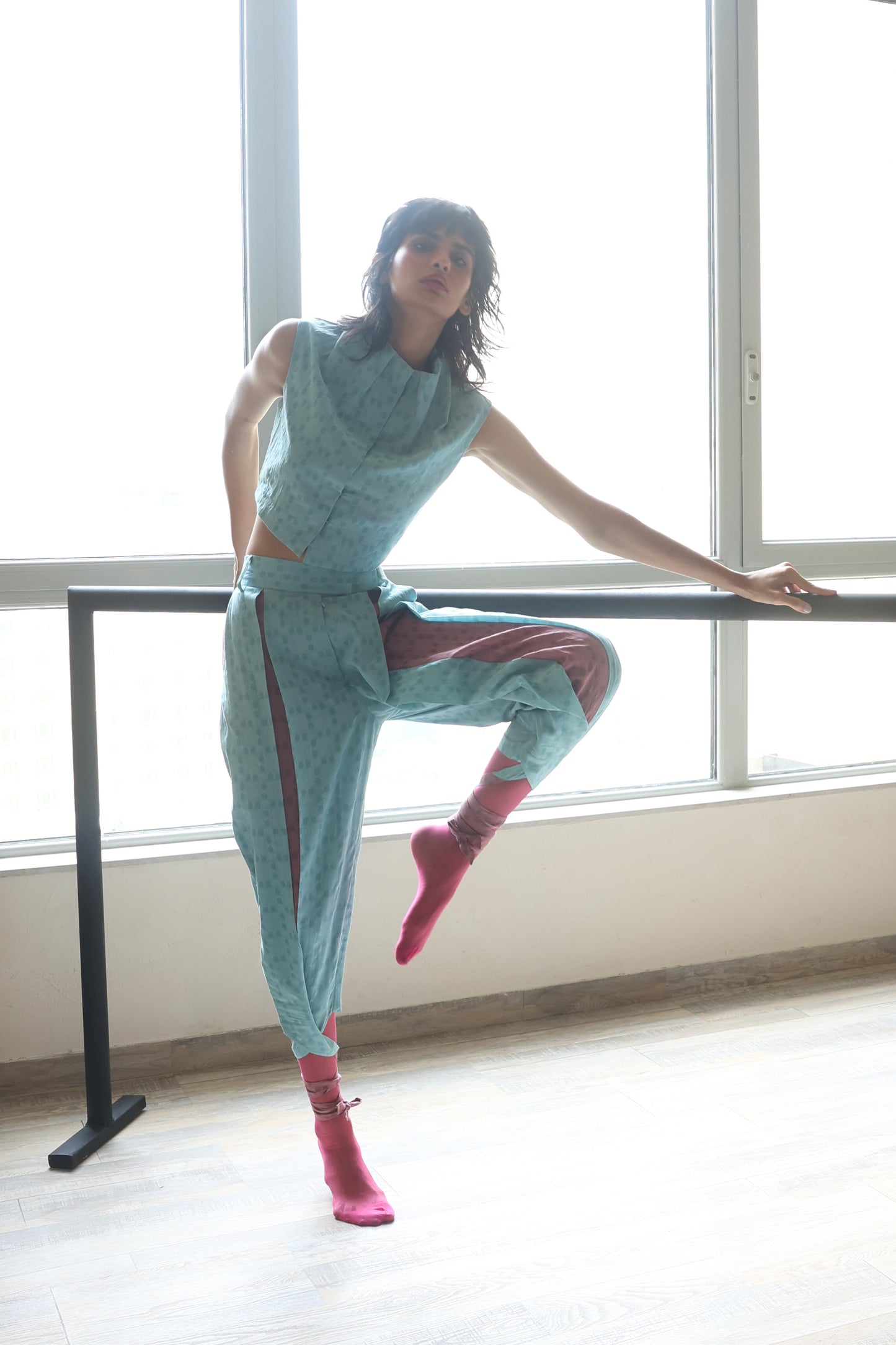 Meguro Crop Top & Double Panel Pants Set